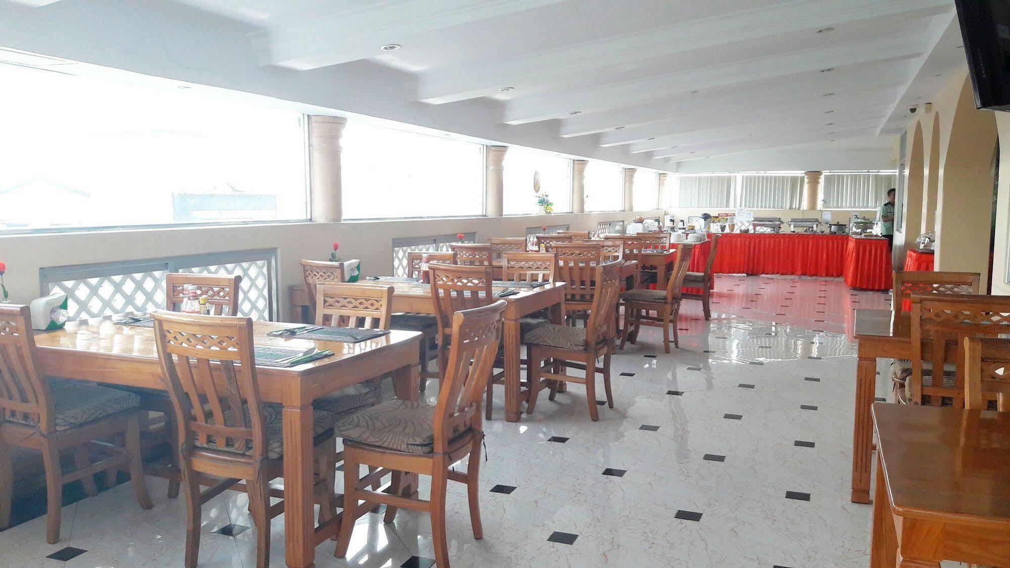 Grand Laurel Hotel Rangún Exteriér fotografie